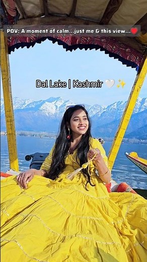 Beauty of Dal Lake Exploring Srinagar Kashmir✨#Shikararide #Kashmirtrip #shortsvideo #trendingshorts