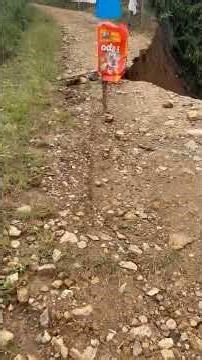 Deslizamiento causa grave emergencia vial en zona rural de Algeciras, Huila