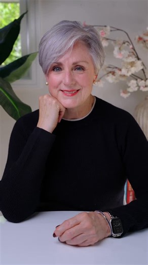 Beth Djalali | Makeup Monday 💄 featuring MERIT Beauty — because less really is more. Quick, natural, and polished — this is classic beauty for real life.... | Instagram