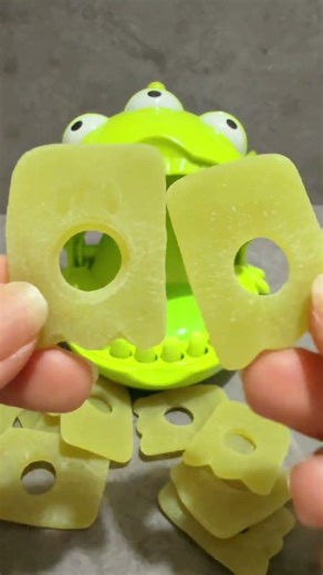 ASMR ALIEN DENTIST LOVE EATING GREEN CANDY #shortvideo #asmr #trending #shorts