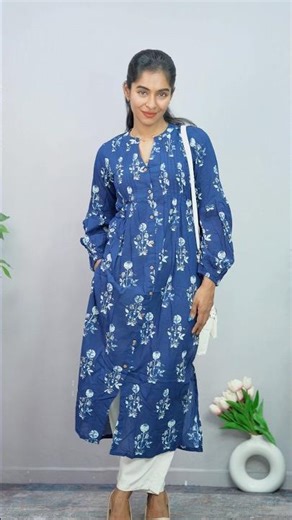 If you wear Kurtha this white pants is must have 🎀 #ootdguide #styling #ootdfashion #shortsvideo