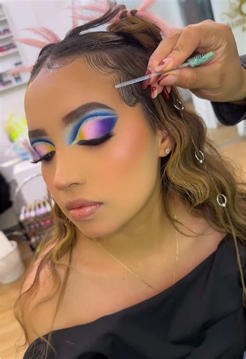 Peinados Carnivaleros: Looks para el Carnaval 2023