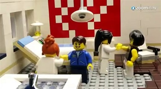 Le premier accouchement en LEGO