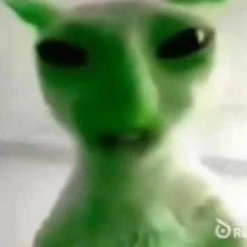 the classic alien cat