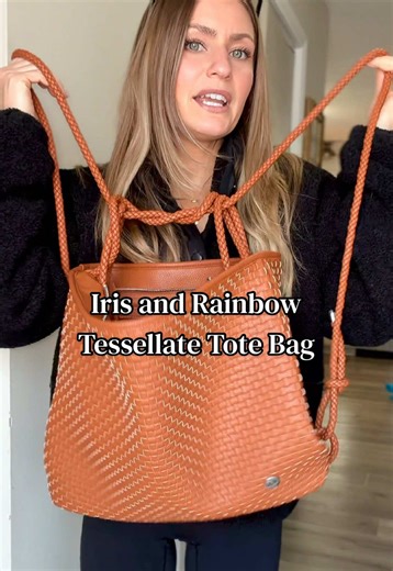 Tote Bag to Backpack in seconds, the bag I didn’t know I needed #irisandrainbow did it again! #backpack #totebag