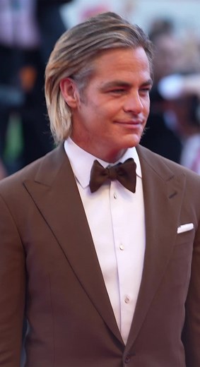 2.1M views · 10K reactions | Chris Pine's nailed preppy Ivy League hair. | British GQ | Facebook