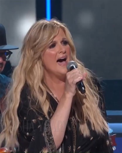 Join Anne as she is honored in a celebration by Country Music’s greatest performers at The Opry House in Nashville on October 27th! The all-star lineup includes Trisha Yearwood, Martina McBride, k.d. lang, The Gatlin Brothers and many more. Don’t miss this concert event of the year! Tickets are on sale now. | Anne Murray