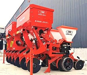 [Hot Item] Precision Air-Propelled Seeder with Adjustable Speed for Efficient Planting