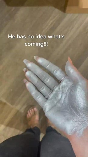 11K views | Silver Mica Powder SLAP!!! 藍藍藍 #husband #prank #slap #wife #joke #trick #fyp | Joshua Mileham | Facebook