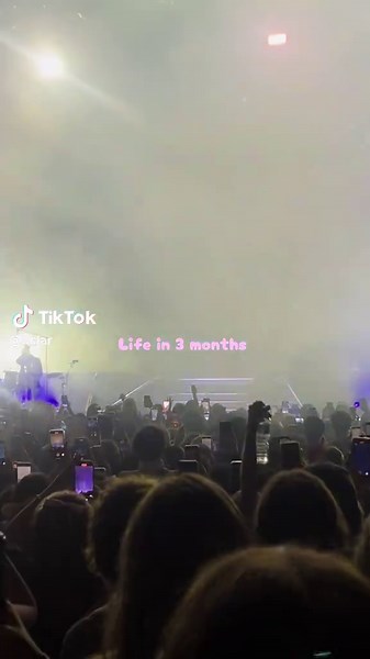 Madison Beer's Concert Experience