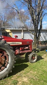 Cold start Farmall 350 Diesel #farmer #farmlife #tractor #ColdStart | Stella's Blue Chicken