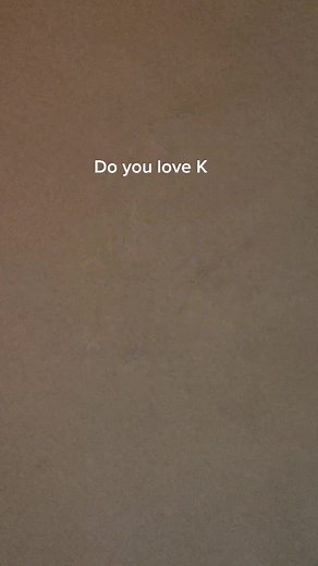 Love K: Express Your Feelings with Fun Emojis