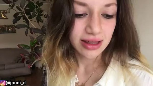 Re-creating iconic Vogue covers with style