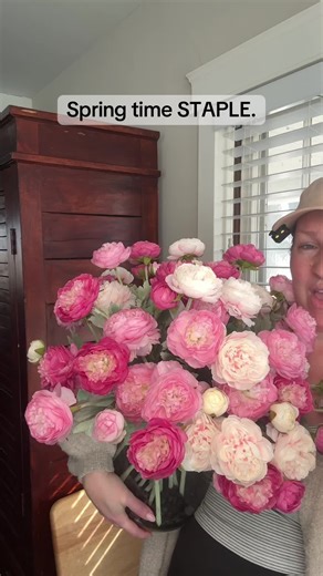 Real touch peony bouquet 🌸 The prettiest faux peony arrangement that looks real, never needs water, and instantly makes your kitchen table, coffee bar, or entryway feel finished. Such a timeless farmhouse decor staple you can use all year. I linked it in the orange shopping cart if you want one too! #RealTouchPeonyBouquet #FauxFlowerDecor #FarmhouseStyleHome #TimelessHomeDecor #HomeDecorStaple
