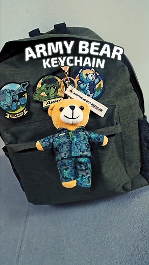 Here's a sneak peek at our brand-new Army merchandise! On August 10th, snag exclusive Army Kids’ Tees, adorable Army Bear Keychain, limited edition Buddy the Recruit Bear with a crochet SG flag, and the must-have STTOKE Lite Army Tumbler at four heartland locations - Bishan, Buona Vista, Paya Lebar and Yishun. Gear up, show your pride, and celebrate National Day with your family and loved ones! #OurSingaporeArmy #NDP24 #ReadyDecisiveRespected #AnythingButRegular #OurArmyMerchandise 💻: LCP Paul 