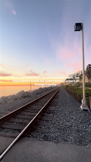 Everyone thinks they know California... until they see this part. 👀 The cute coastal towns in Orange County that feel like home met you on your vacation. Dana Point Capistrano Beach Laguna Beach San Clemente Catalina Island Just to name a few! There’s more to California than meets the eye. If you want a few more local recs, comment SPRING and I’ll DM yoU with some of my favorite spots around here. If we haven’t met, I’m Genevieve, local realtor in South Orange County & beyond. Follow for homes,