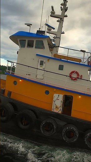 Ocean Navigator Tugboat Powers Through Seattle Waters | Working Tug in Puget Sound (DJI Avata 4K)