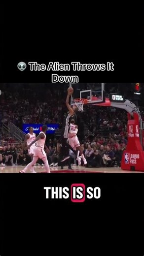 👽 The Alien Throws It Down