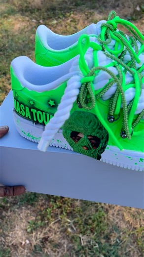 Ben 10 Sneaker Customizer on Instagram: "🔥🔥🔥"