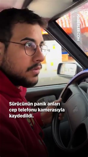 Trafikte Kornası Takılı Kalan Sürücü Ne Yapacağını Bilemedi