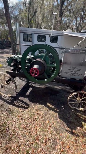 Fairbanks Morse 15HP Hit and Miss Engine at Florida Flywheelers