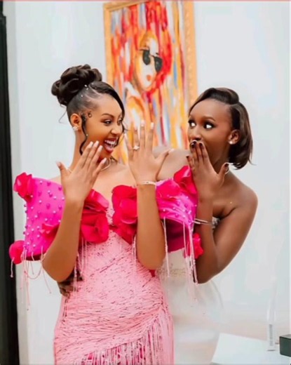 Wow 💫💞 Bwiza yambariye Nyambo neza 🥰 Imana izamuhe umugisha #gospelmusic
