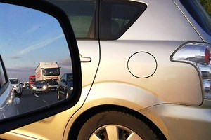 Volite voziti unatrag? Zakon je propisao kada i kako možete voziti u rikverc i koliko dugo to smijete činiti da vam se ne naplati kazna