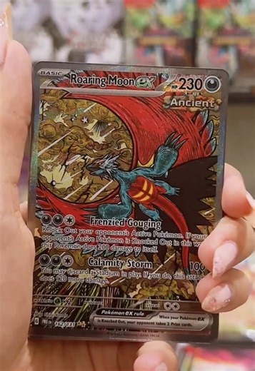 Exploring Roaring Moon in Pokémon TCG