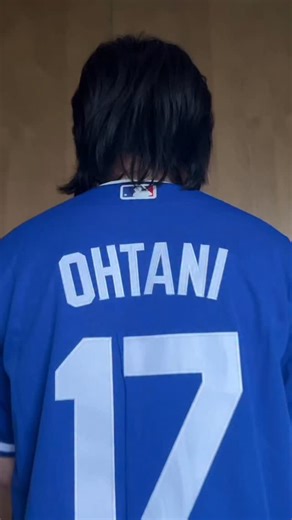 Jimmy O Yang 歐陽萬成 on Instagram: "Japan I’m coming this Dec 11th to do standup for the first time! Very excited to tell you my Ohtani joke 🤭 Presale starts Sunday with the code: BIG get your tix before they sell out! #jimmyoyang #tokyo #東京"