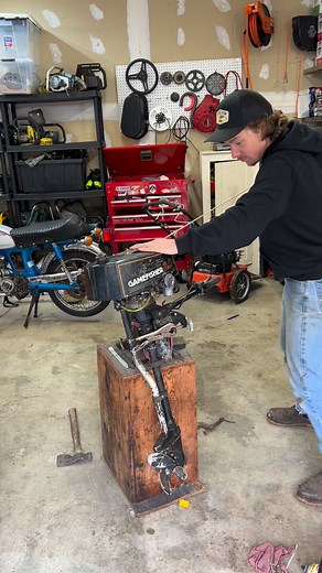 Can you run an outboard out of the water? #boat #outboard | The Barn Brothers