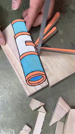 Turning scrap wood into toys for kids. Sustainable, safe, and full of creativity — from waste to joy! 👉 What was your favorite handmade toy as a child? #WoodenToys #Woodworking #ScrapWood #UpcycledWood #SustainableCraft #DIYWood #HandmadeToys #EcoFriendlyCrafts #CreativeParenting #WoodCraft #WorkshopLife #FamilyTime #FBReels #ReelsFacebook #WoodLovers #fblifestyle | WoodArt