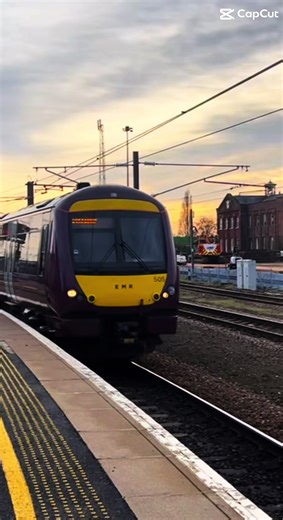 Train spotting in the uk 🚂 (@trainsspottingintheuk)’s videos with original sound - Train spotting in the uk 🚂