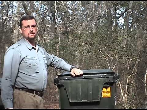 Bear-resistant Trashcan Demos