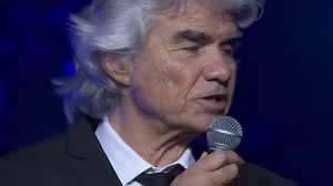 40K views · 1.7K reactions |  Daniel Guichard - Mon vieux (Live 2015) | Ma musique française | Facebook