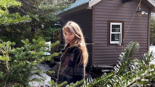 Moving into a snowy forest cabin! 🌲