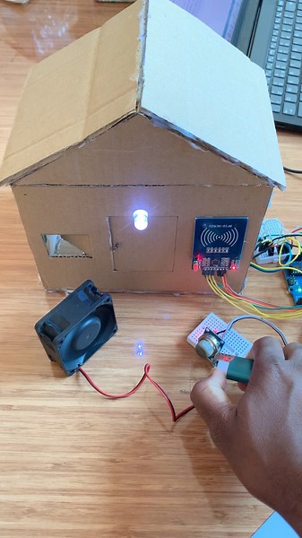 Domotique: Moniteur de la qualité D’air avec la carte Arduino en utilisant la carte RFID & le capteur MQ-2 #Genie #arduino #electronique | Méchant Circuit