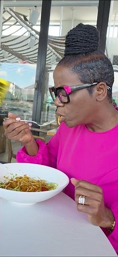 How to eat spaghetti l How to eat pasta