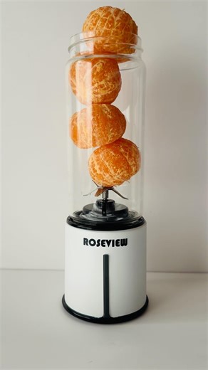 Whole oranges 🍊 VS mini portable blender 🍹🤯