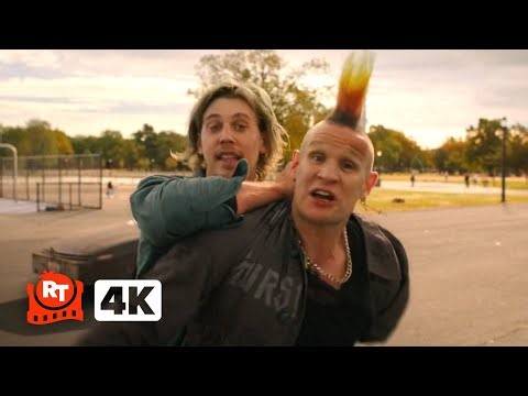 Caught Stealing (2025) 4K - HILARIOUS Matt Smith Car Chase | Movieclips