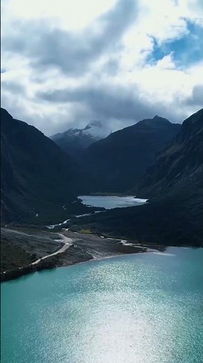 Las hermosas montañas y lagunas de Huaraz Perú [01]