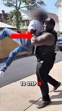 Tow Truck Driver Gets Into FIGHT During Repo!