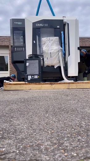 Make your own perfection! #mover #2mm #transport #humanmover #master #diamond #2rm #2mmeu #passion #power #flanders #perfection #great #Story #succes #work #dmg #dmgmori #mori #deckelmaho