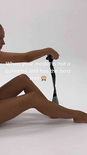 We are so jealous of these feet! #balletfeet #balletarches #flexiblefeet