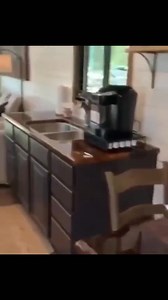 Amazing containers concept Ratings 1-10!😍😍 • Follow @containerlivinghouse for Daily Posts! • Credit ： own @cargo_home, captured by @levimkelly • #tinyhousemovement #containerlife #c | USA Coin Professor