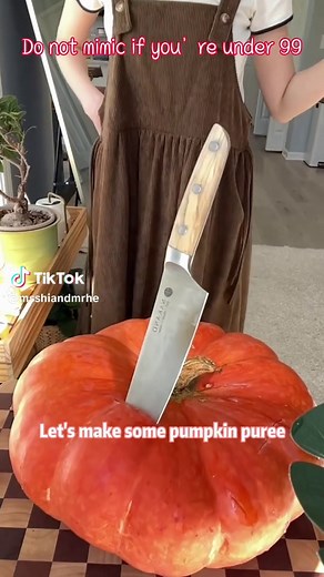 How to Bake a Whole Pumpkin for Pumpkin Puree (350°F)