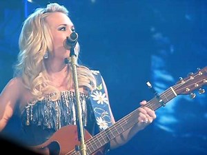 Carrie Underwood - All-American Girl - Bridgeport
