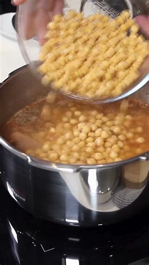 Chickpeas with ribs 🍲