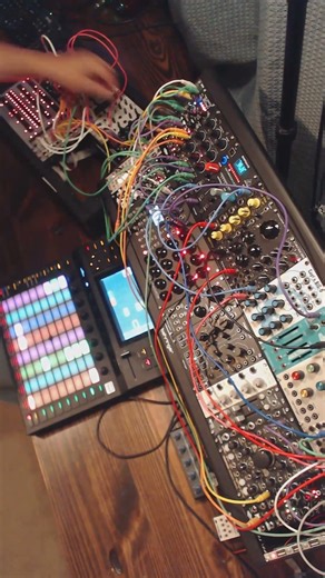 Short Stack Short — Live Improvised Modular Techno Jam