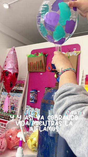 Creación de Bouquet Personalizado con Globos: Mike Wazowski y Burbujita Inspirada en Soliban