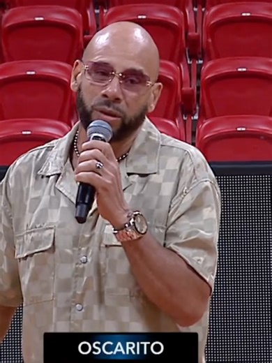 [EN VIVO] El merenguero Oscarito Serrano abrió su corazón y confesó que la única persona que lo invitó a celebrar uno de sus grandes logros, un premio Grammy latino, fue José
